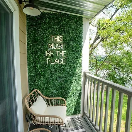Stunning Riverfront Getaway In Downtown Nashville Exterior photo